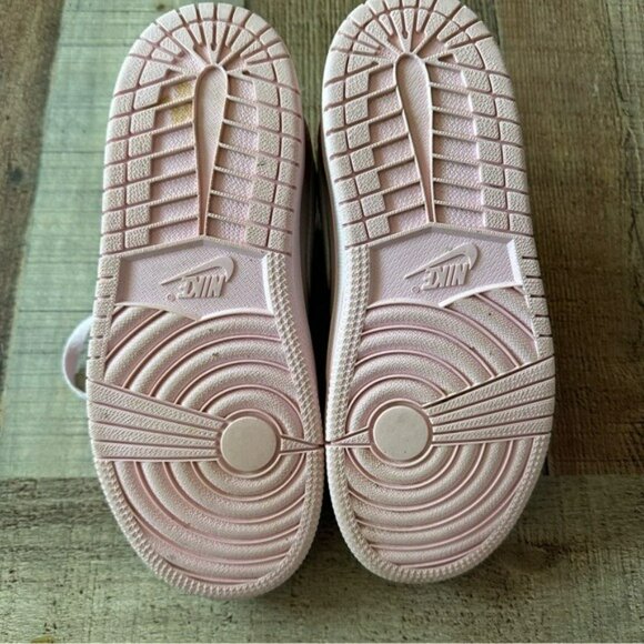 Air Jordan 1 Mid Digital Pink Size 4Y CW5379-600 - Picture 5 of 11